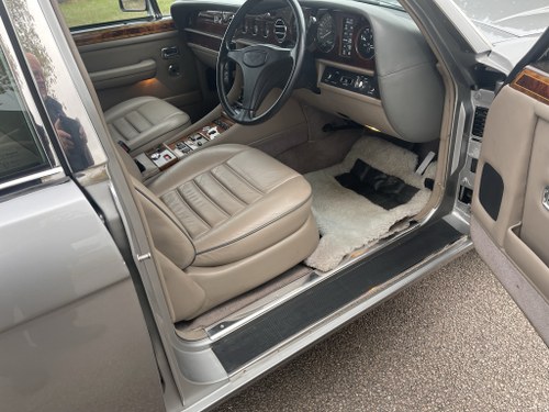 1989 Bentley Turbo R - 6