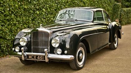 Bentley R Type Fastback