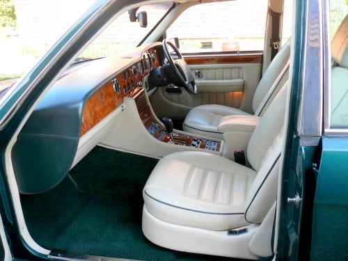 1995 Bentley Turbo R - 8