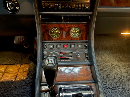 1992 Bentley Continental R - 8