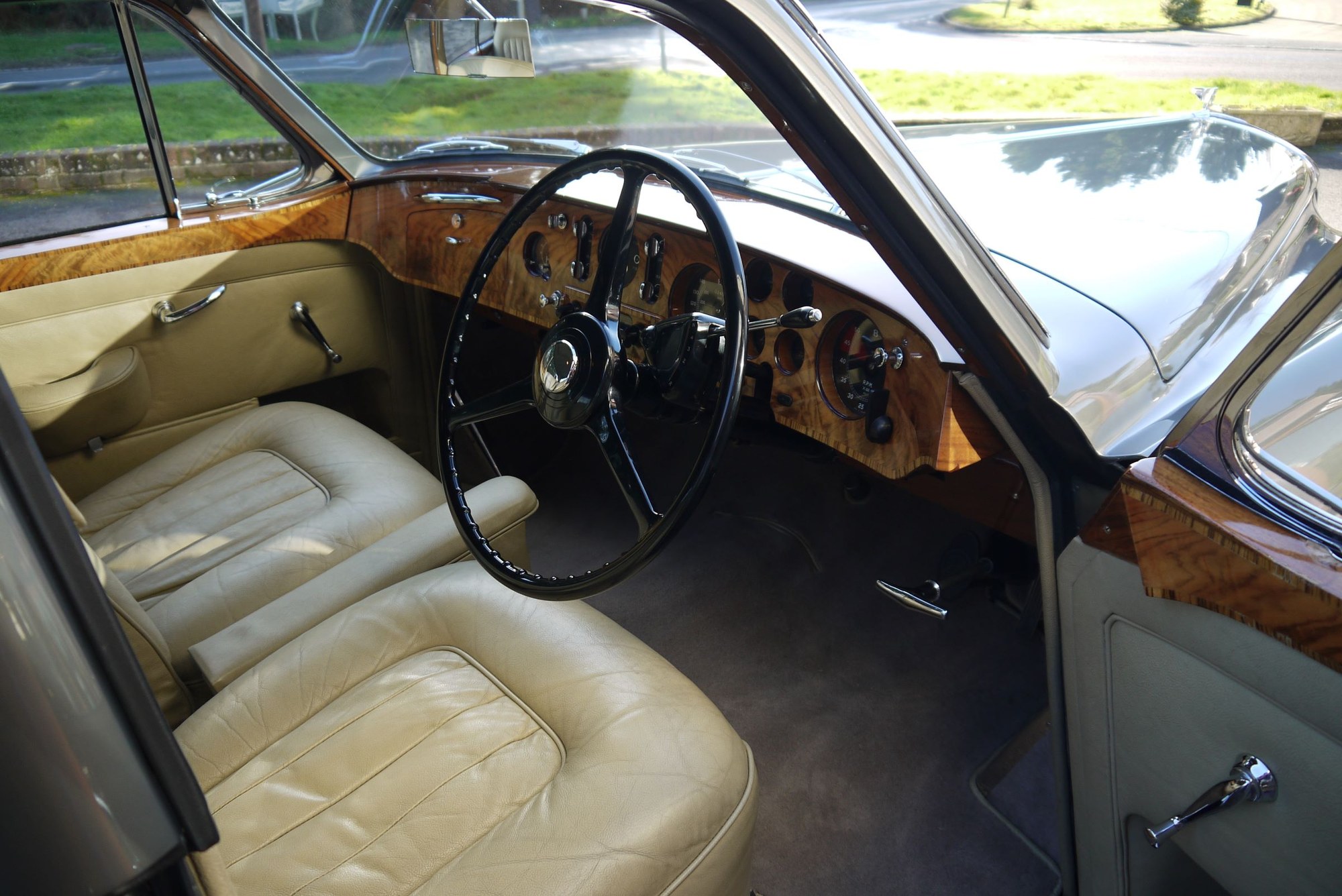 Bentley S1 Continental 1958 Flying Spur by H.J. Mulliner, foto 4