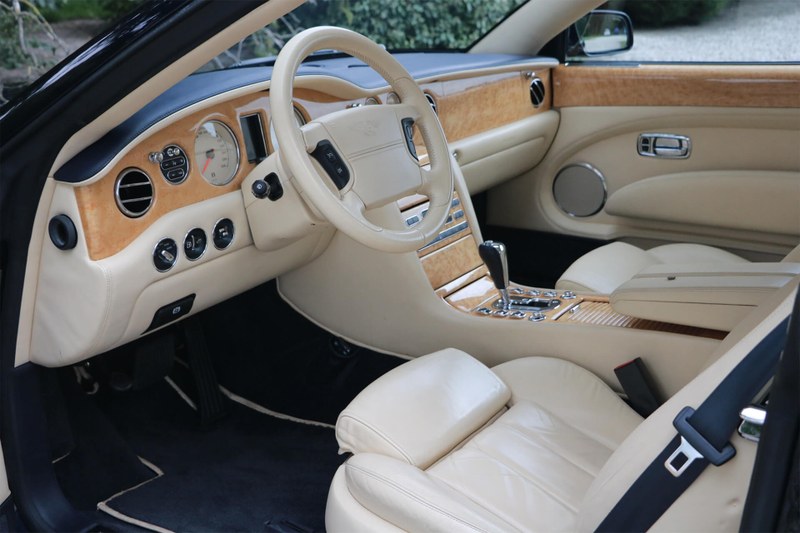 2007 Bentley Azure - 7