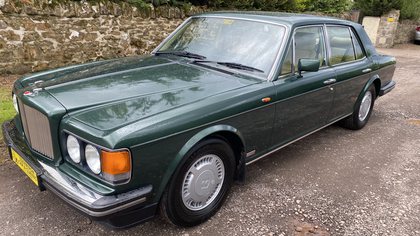 Bentley Turbo R with experience service history, Drives well