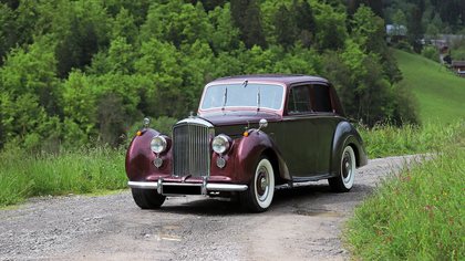 1952 – Bentley MK VI RHD