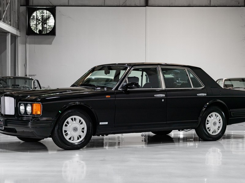 1996 BENTLEY BROOKLANDS SALOON (ONLY 5,032 MILES!)