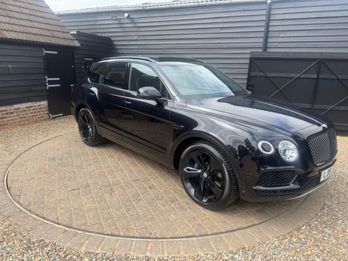 2019 4.0 V8 SUV 5dr Petrol Auto 4WD Euro 6 (s/s) (550 ps) Kaufen Bei