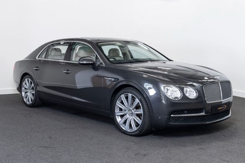 2016 BENTLEY FLYING SPUR 6.0 W12 Saloon 4dr Petrol Auto 4WD En Venta