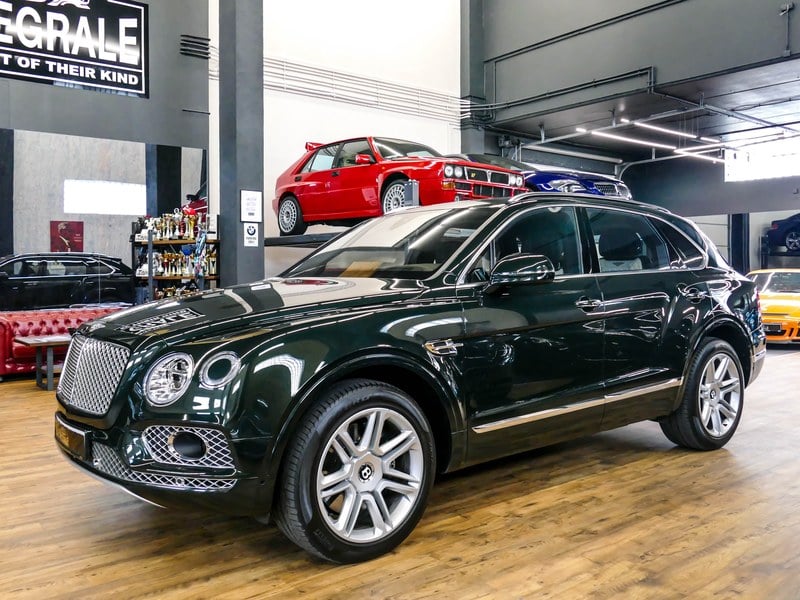 2018 Bentley Bentayga - 1 2018 Bentley Bentayga - 1