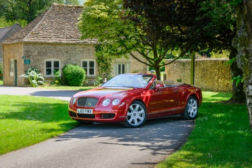 2007 Bentley Continental GTC W12 *Single Family Ownership* VENDU