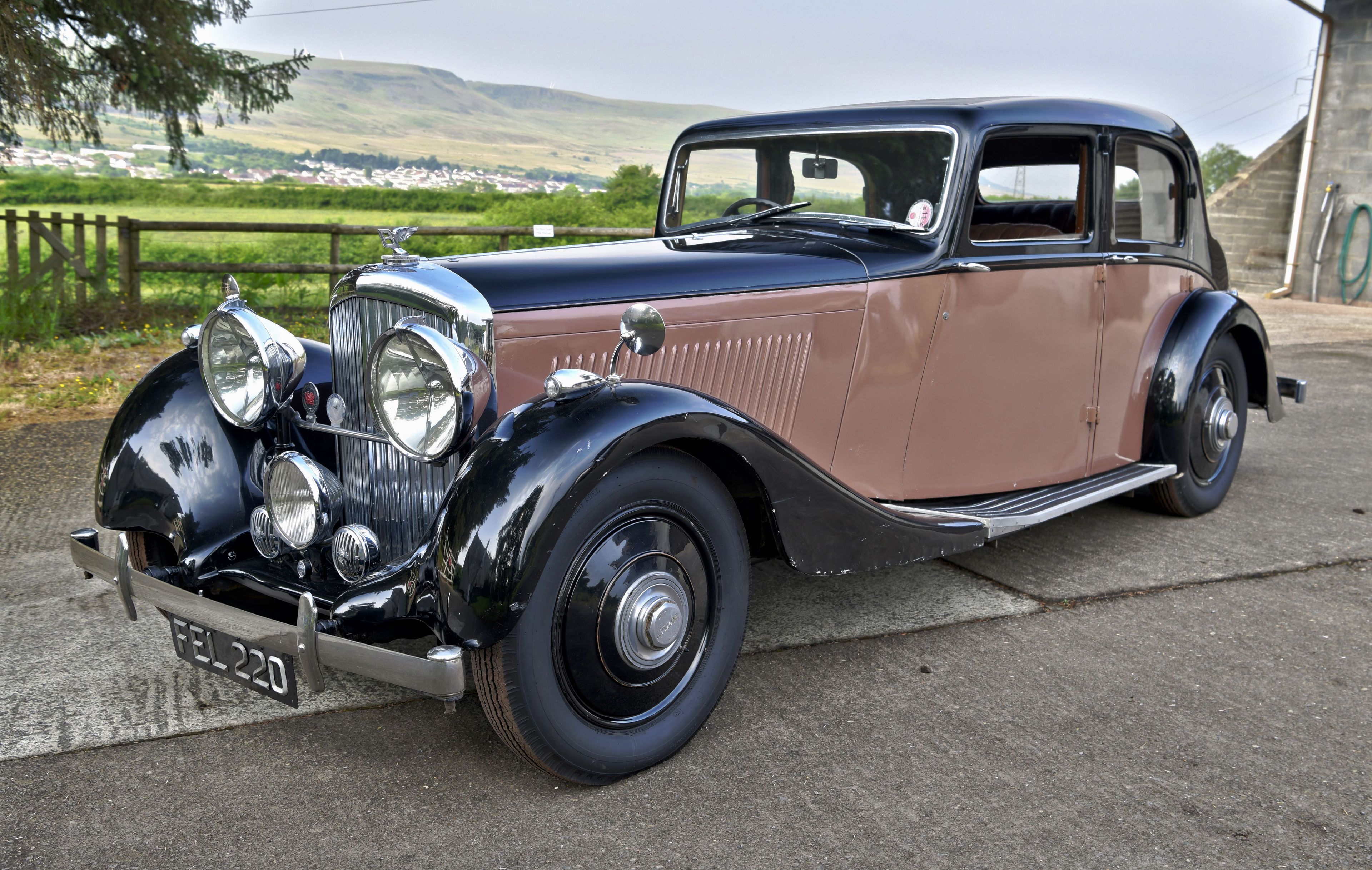 1939 Bentley 3 1/2 Litre