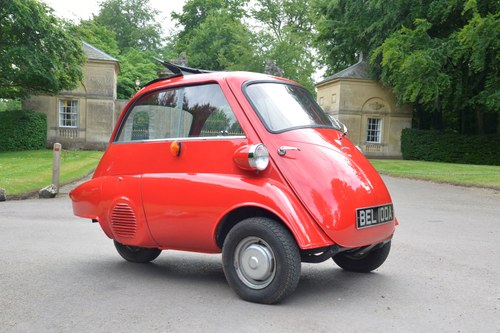 1960 Gorgeous restored bubble - in regular use For Sale