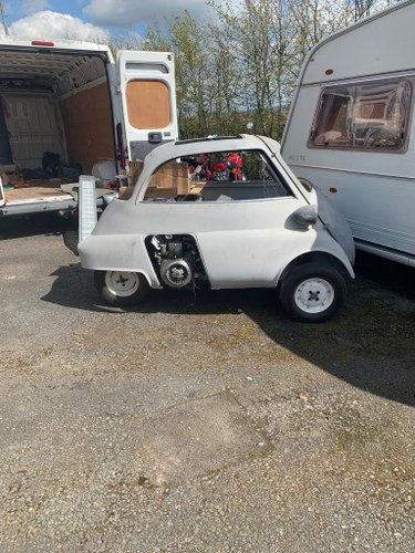 1957 BMW ISETTA 300 Project RHD   ( Price reduced  to £8,000 ) SOLD
