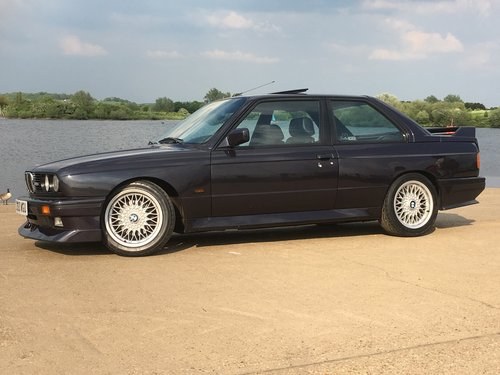 BMW E30 M3 215 BHP INDIVIDUAL 1990 For Sale