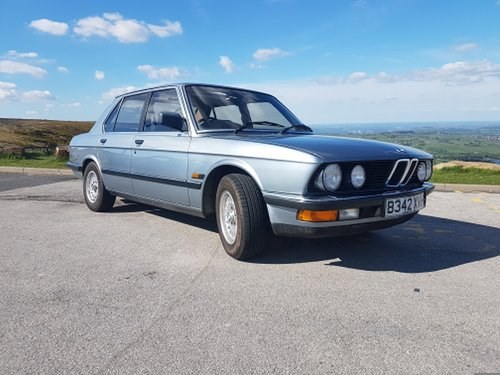 BMW 1985 E28 525i Rare 22k miles VENDUTO