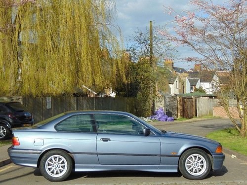1998 BMW E36 318is Coupe.. FSH.. Stunning Original Example.. In vendita