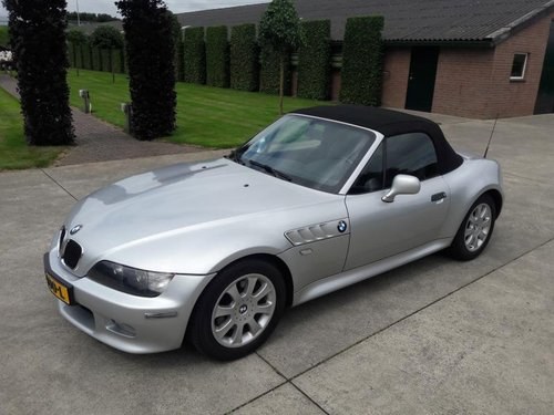 BMW Z3 TYPE 3.0 I ARTIC SILVER 2001 SERVICE BOOKS 17950 euro VERKAUFT