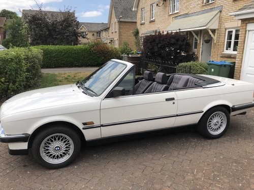 1990 E30 BMW 325i Manual Convertible. 80kmiles FSH For Sale