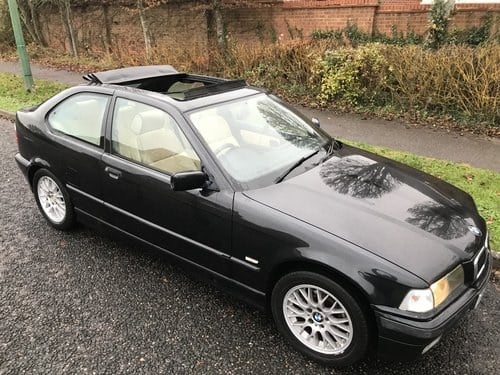 1999 BMW 316i Compact rare Open Air edition In vendita