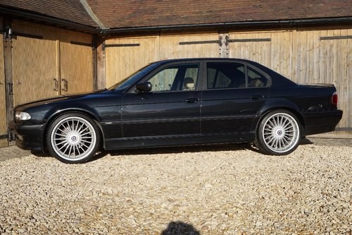 BMW 7 Series 4.4 740i Sport 4dr ORIGINAL FACTORY SPORT In vendita