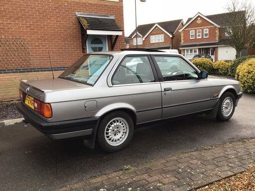 1988 BMW E30 320i SE 2 DOOR COUPE ONLY 2 OWNERS In vendita