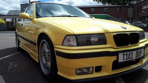 1999 Bmw 323i Sports Touring "Genuine Dakar Yellow In vendita