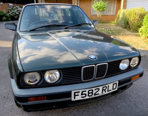 Selling 1 driver low mileage classic 1989 BMW318i In vendita