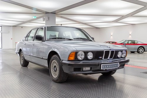 1983 BMW 728i (E23) *9 march* RETRO CLASSICS In vendita all'asta