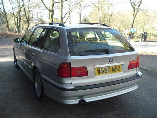 2000 00/W BMW 520i SE Touring Manual. E39. FBMWSH to 106k. VENDUTO
