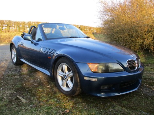 2001 BMW Z3 2.2 Roadster Automatic. For Sale