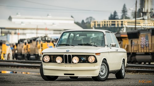 1974 BMW BMW 2002Tii  = Ivory(~)Navy 24k miles work done $31k For Sale