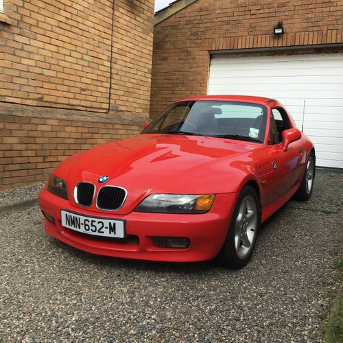 1998 BMW Z3 1.9 with hardtop For Sale