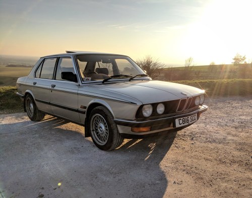 1986 BMW E28 520i Manual SOLD
