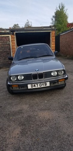 1987 BMW E30 320i SE VENDUTO