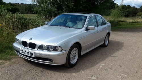 BMW 525i SE E39 AUTOMATIC 2001 64000 MILES 1 OWNER FROM NEW In vendita