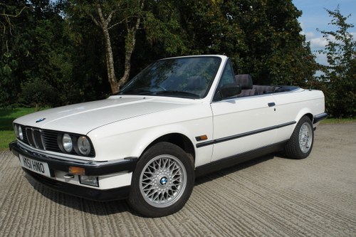1990 BMW e30 325I CONVERTIBLE 5 SPD MANUAL In vendita