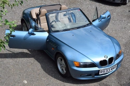 1997 BMW z3 1.9 Atlanta blue time warp example 007 In vendita