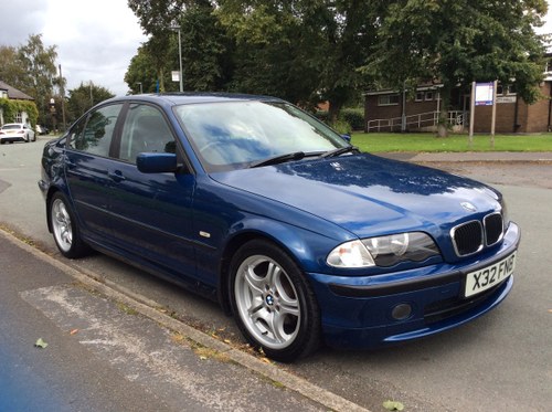 2001 BMW 318i SE Saloon in excellent condition For Sale