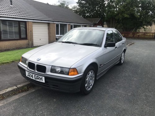 1992 BMW 316 auto  SOLD