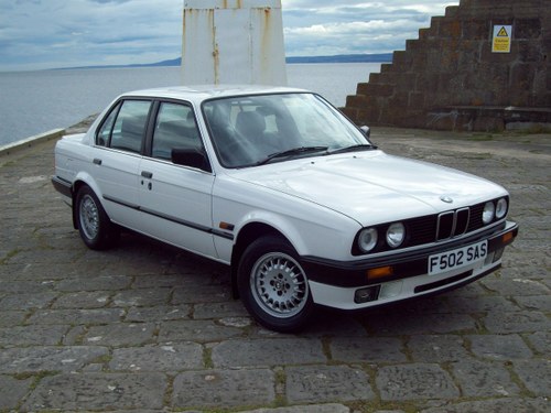 1988 e30 bmw 325i only 13300 miles 1 owner from new In vendita