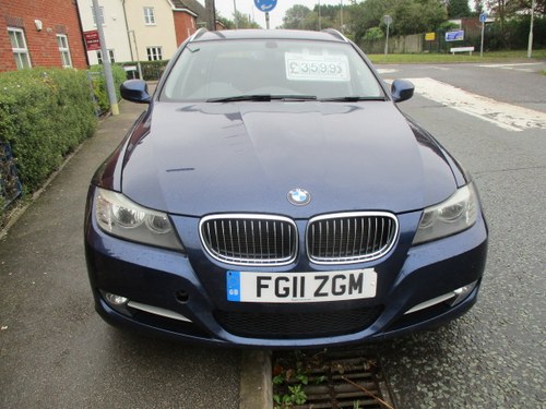 2011 11 plate BMW Touring 2ltr Diesel 6 speed SE model Mot April  In vendita