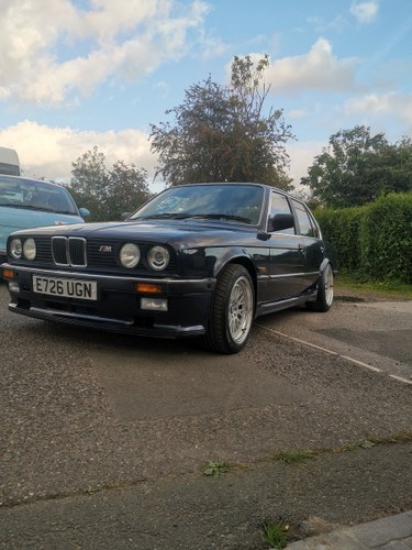 1987 BMW E30 custom In vendita