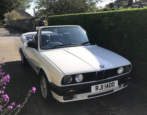 1993 BMW 318i LUX Conv. 60k miles In vendita