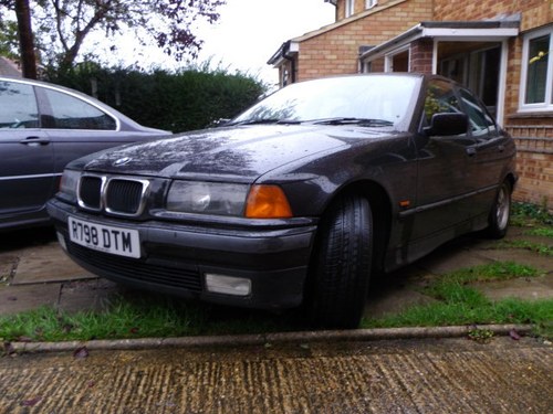 1998 BMW 318i SE  In vendita