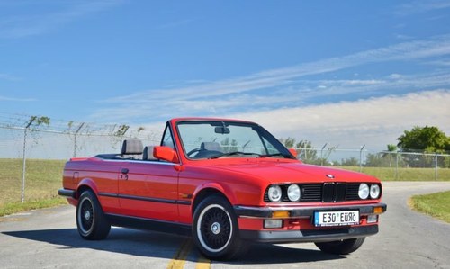 1989 BMW E30 320i  RHD  Rare Euro  M20 Motor Auto  $7.5k In vendita