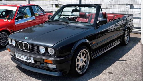 1990 BMW E30 320i Zender Edition  In vendita