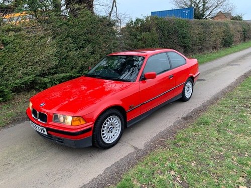 1993 E36 BMW 318 is Coupe UNDER OFFER! VENDUTO