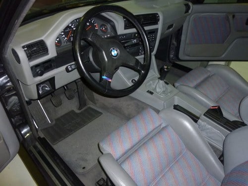 1989 BMW M3 - 3