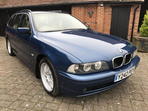 2001 STUNNING MODERN CLASSIC STUNNING LOOKING AFFORDABLE BMW  In vendita
