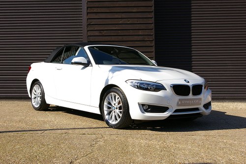 2015 BMW F23 218i SE Convertible 6 Speed Manual (15,500 miles) VENDIDO