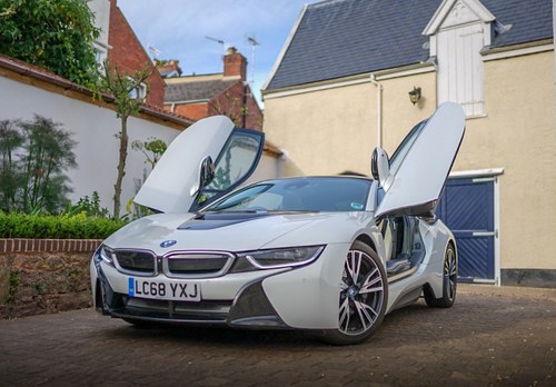 2018 BMW i8 Hybrid In vendita